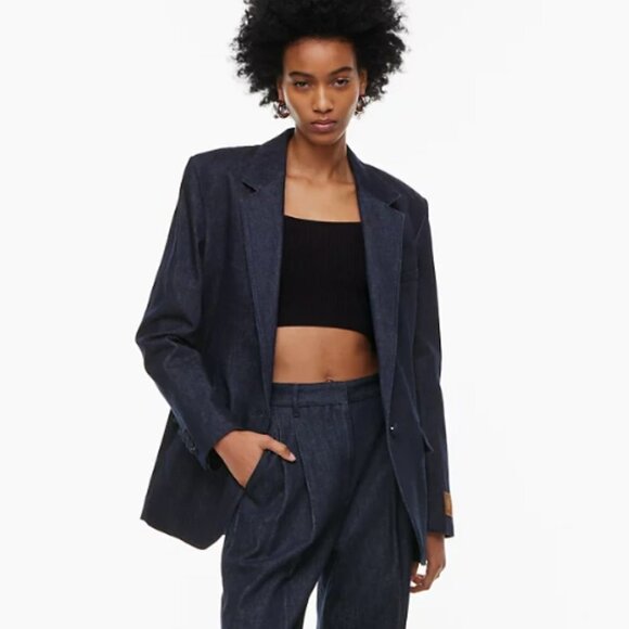 aritzia | sculpt knit squareneck top - Picture 2 of 3